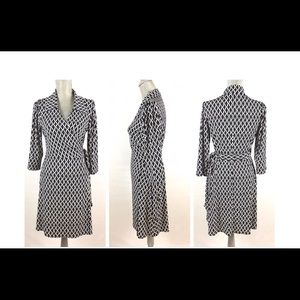 LAUNDRY by Shelli Sagal Wrap Dress Black White M